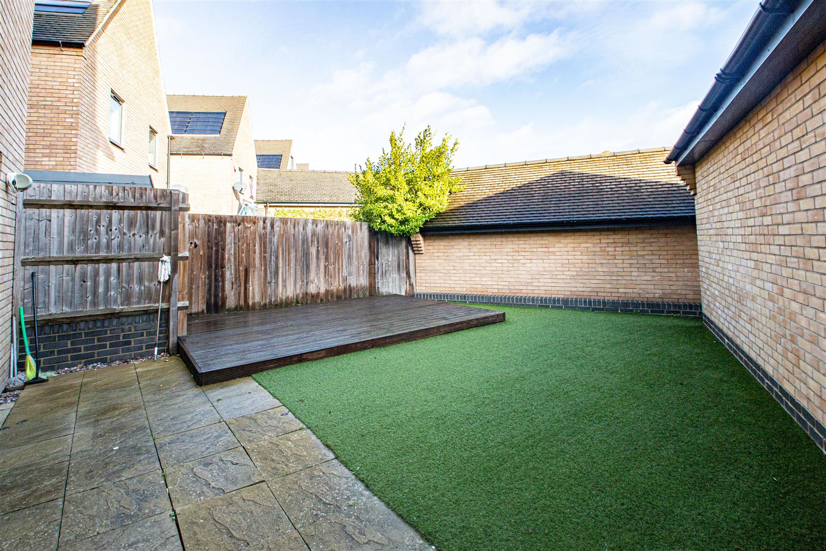 4 bed property in Tolkien Meadow, Milton Keynes